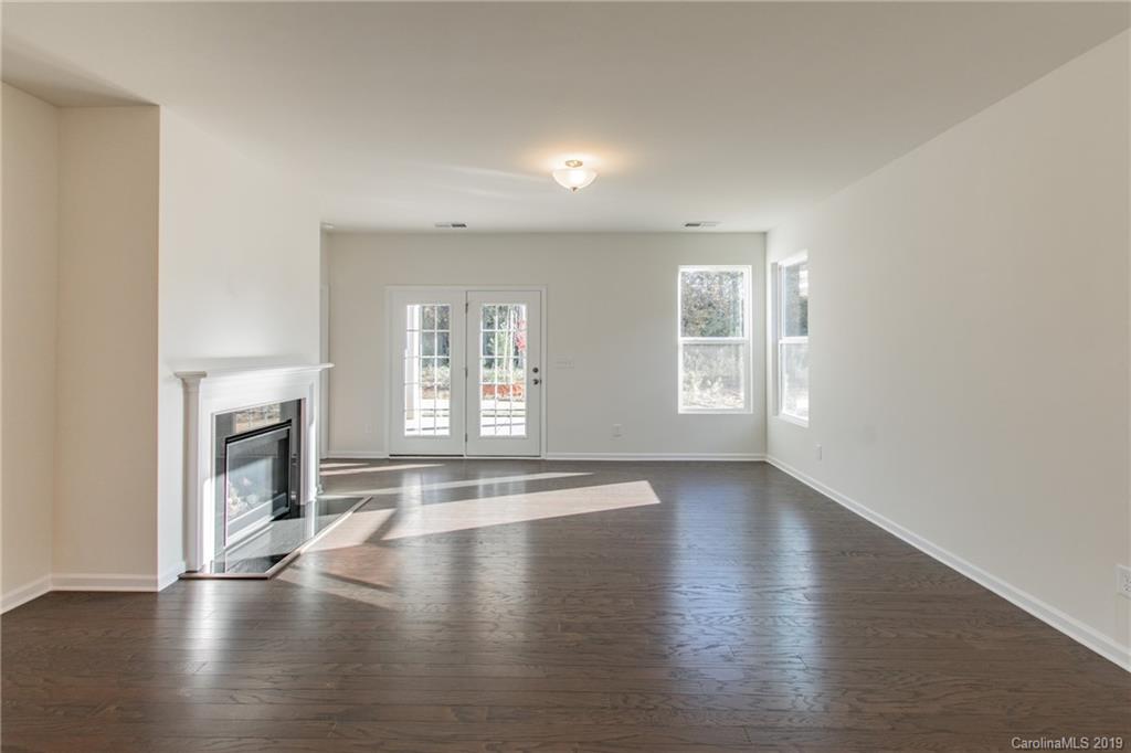 7097 Chrysanthemum Road, Unit 160 Lancaster, SC 29720 - Photo 8 of 30 Gallery Image 8