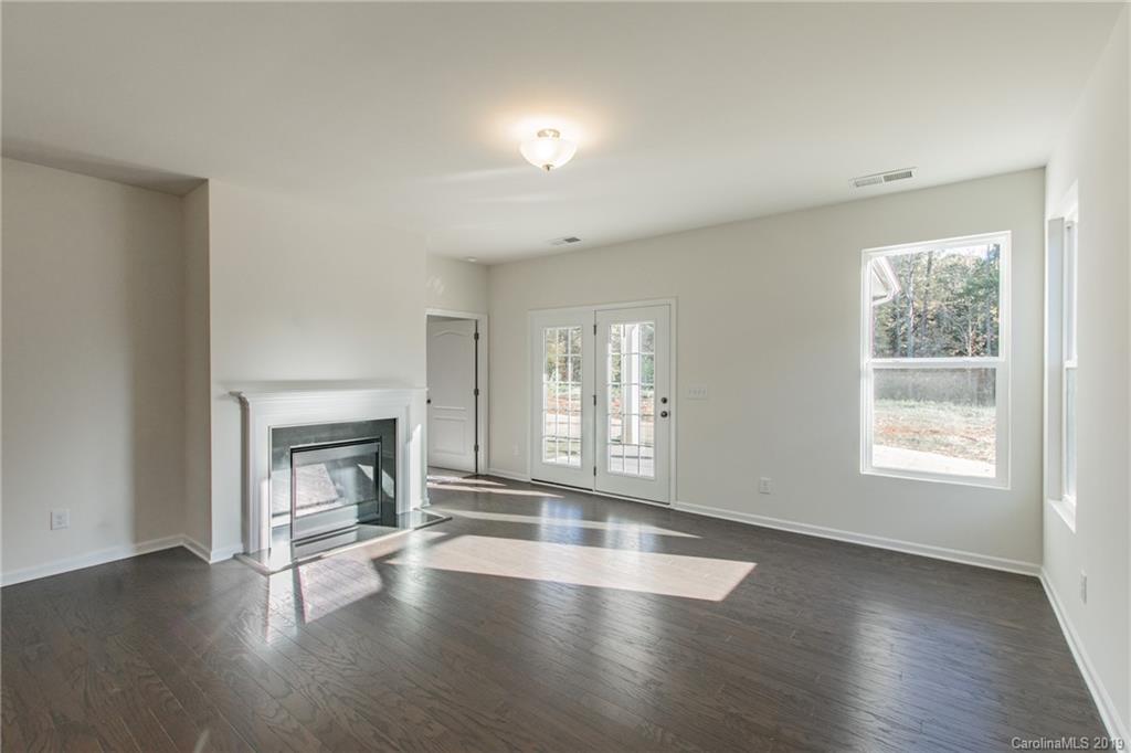 7097 Chrysanthemum Road, Unit 160 Lancaster, SC 29720 - Photo 9 of 30 Gallery Image 9