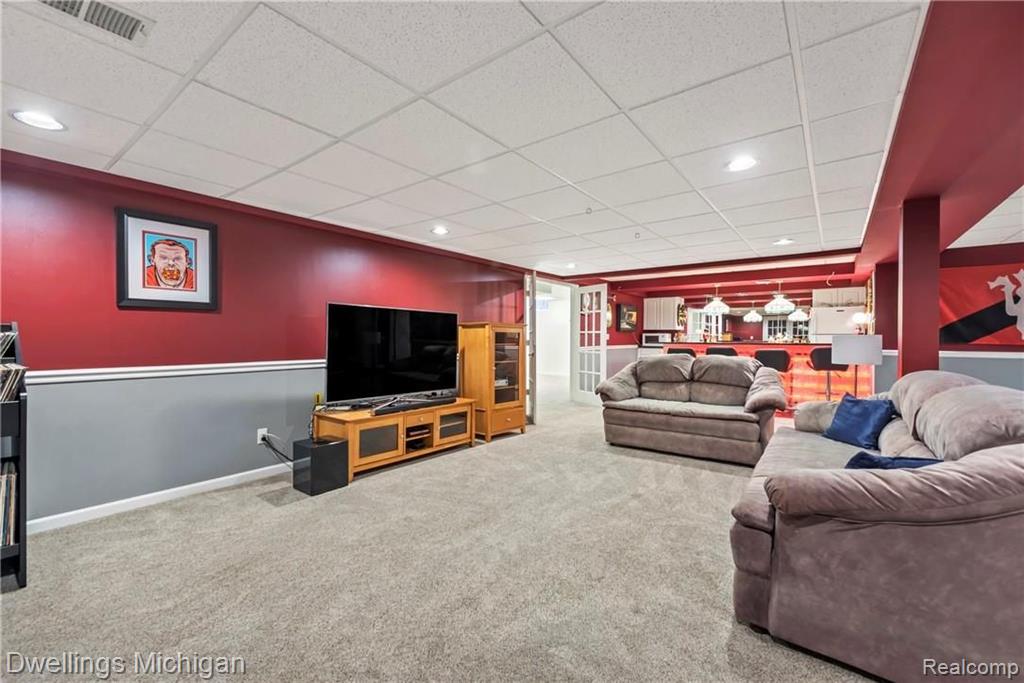 1037 South Adams Road Rochester Hills, MI 48309 - Photo 40 of 67