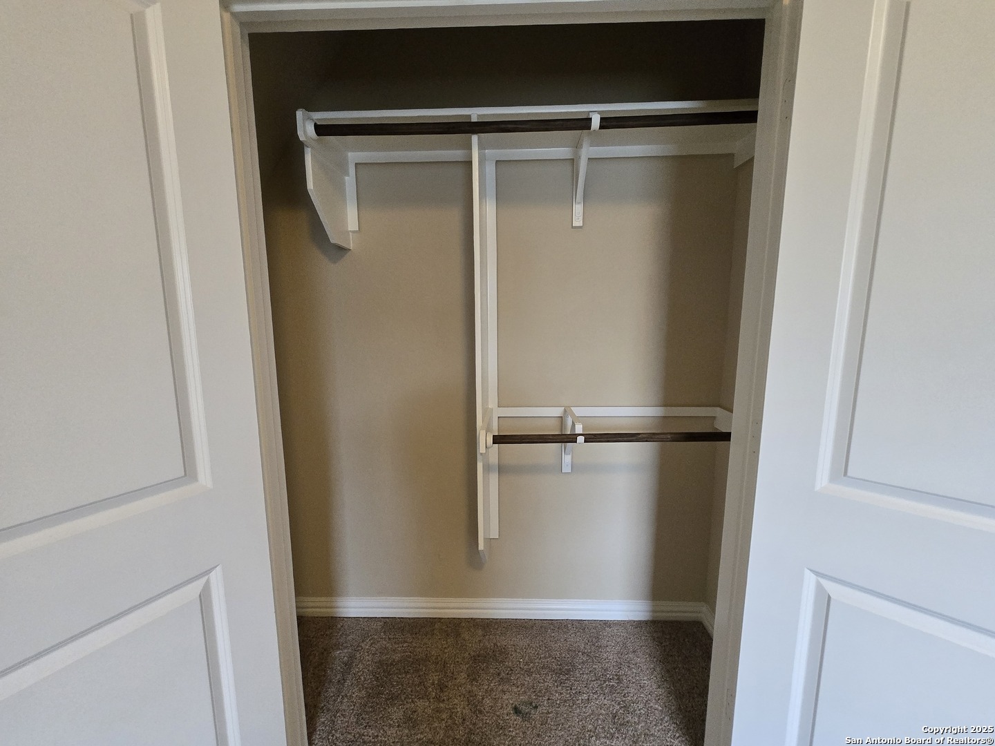 11518 Hanson's Forest Schertz, TX 78154 - Photo 19 of 26 a view of bathroom