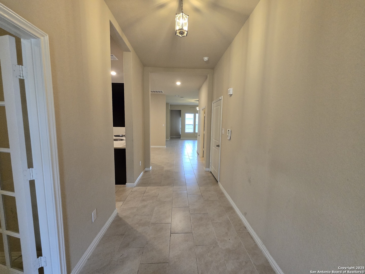11518 Hanson's Forest Schertz, TX 78154 - Photo 4 of 26 a view of entryway with livingroom