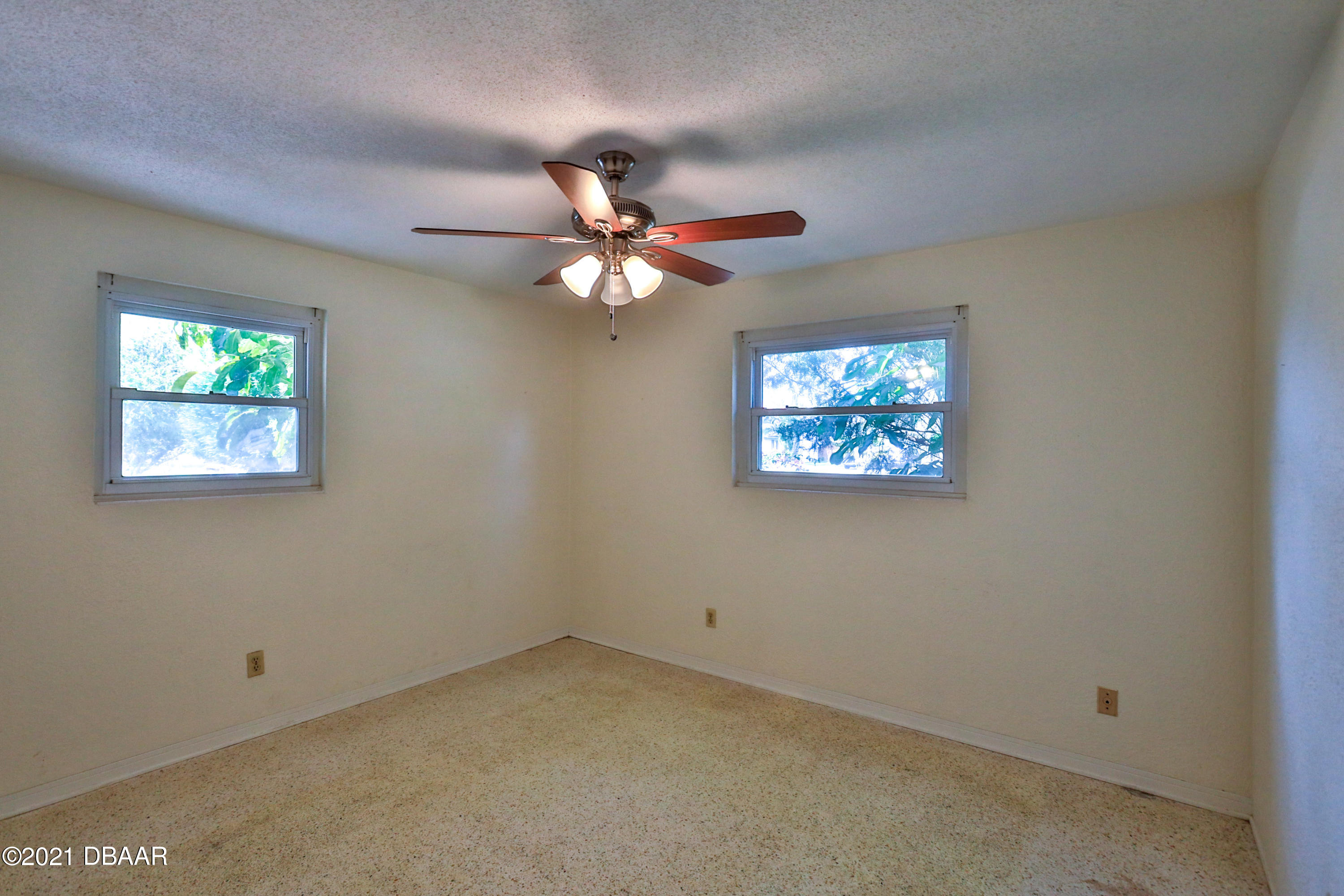 909 Duncan Road South Daytona, FL 32119 - Photo 17 of 29 909 Duncan-10