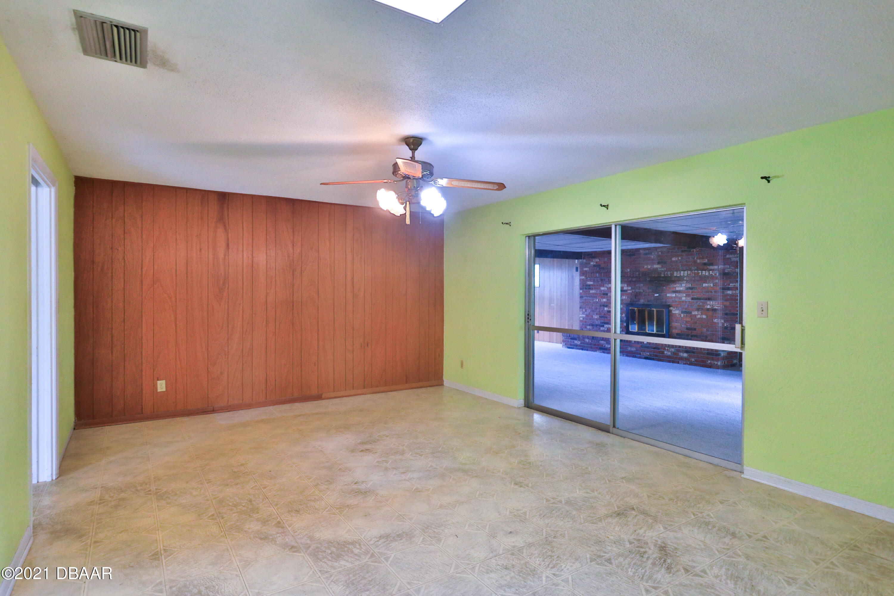 909 Duncan Road South Daytona, FL 32119 - Photo 24 of 29 909 Duncan-21