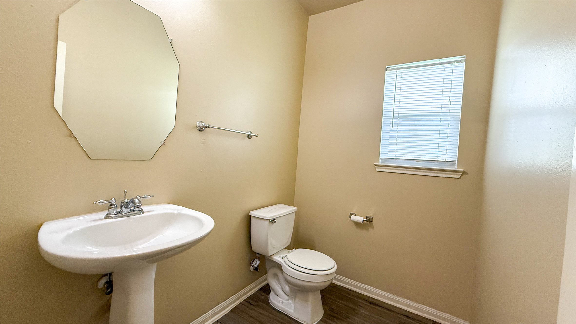 5127 Prosperity Circle Houston, TX 77018 - Photo 18 of 22