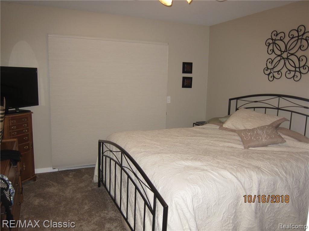 669 Camden Court, Unit 194 Rochester, MI 48307 - Photo 13 of 23