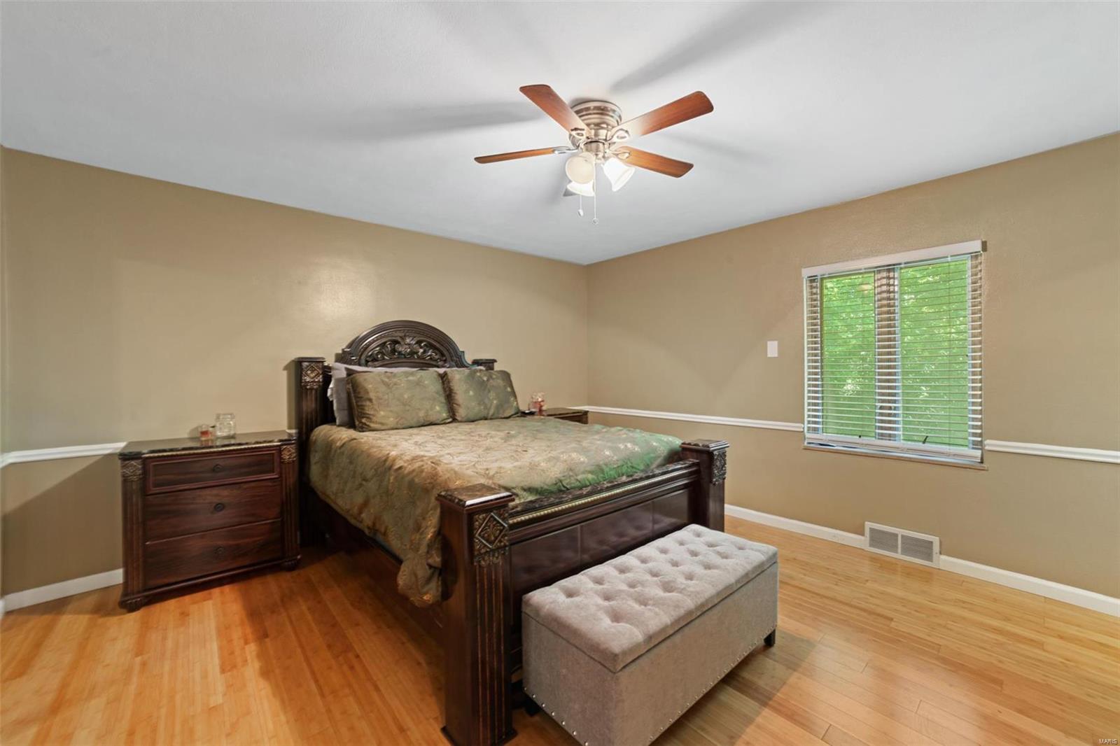 2595 Dunn Road Florissant, MO 63033 - Photo 14 of 28