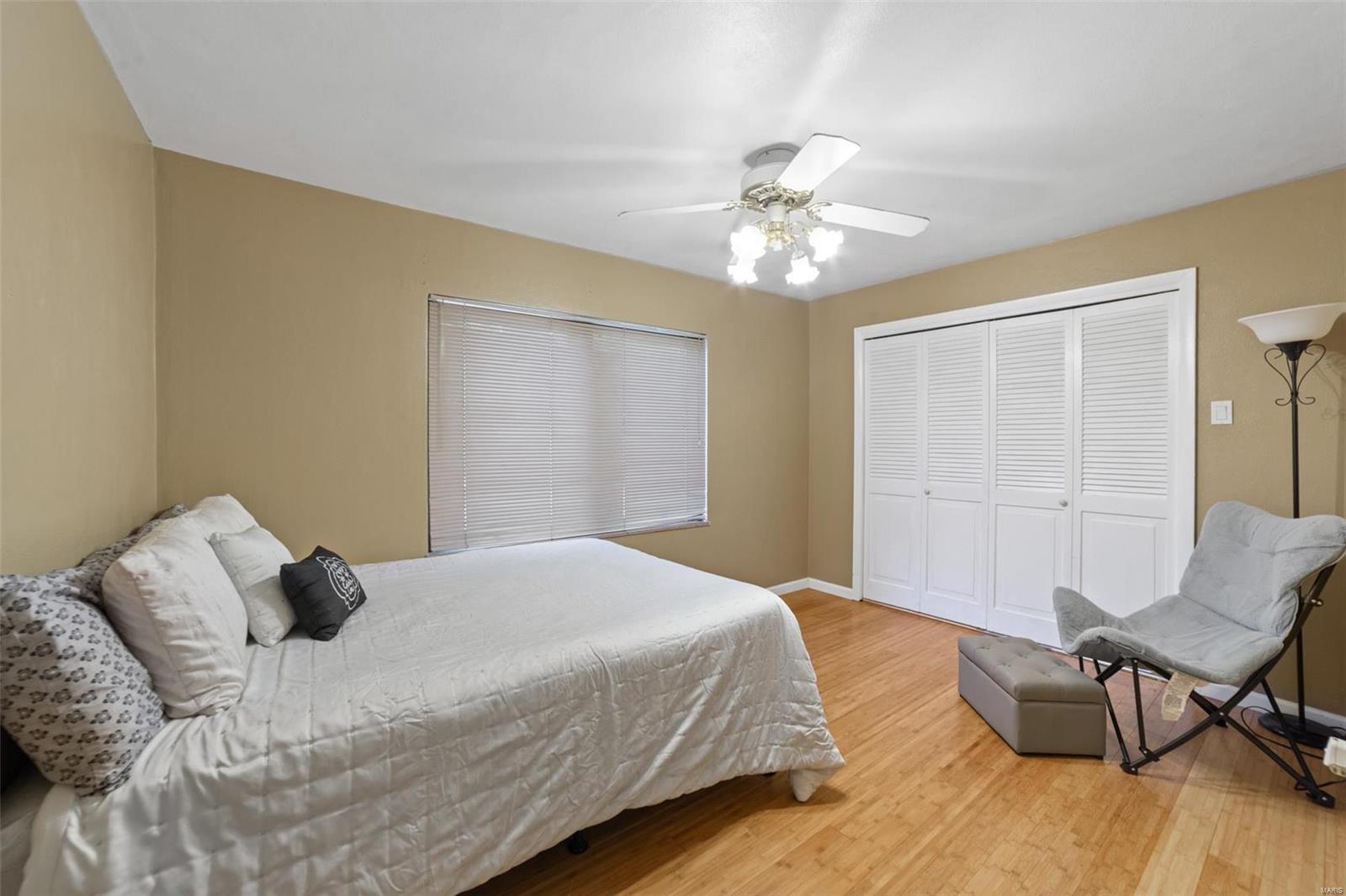 2595 Dunn Road Florissant, MO 63033 - Photo 17 of 28