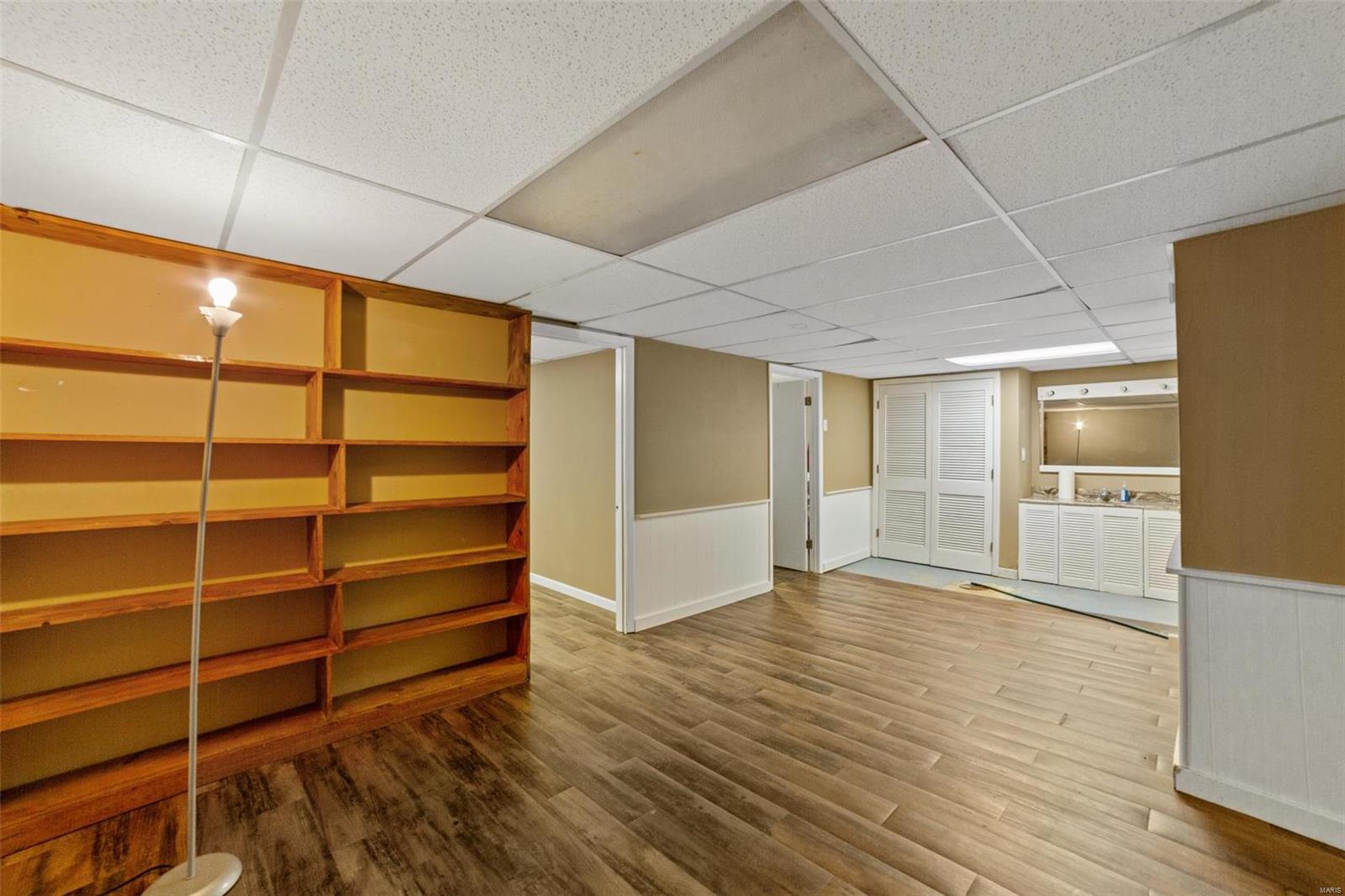 2595 Dunn Road Florissant, MO 63033 - Photo 20 of 28
