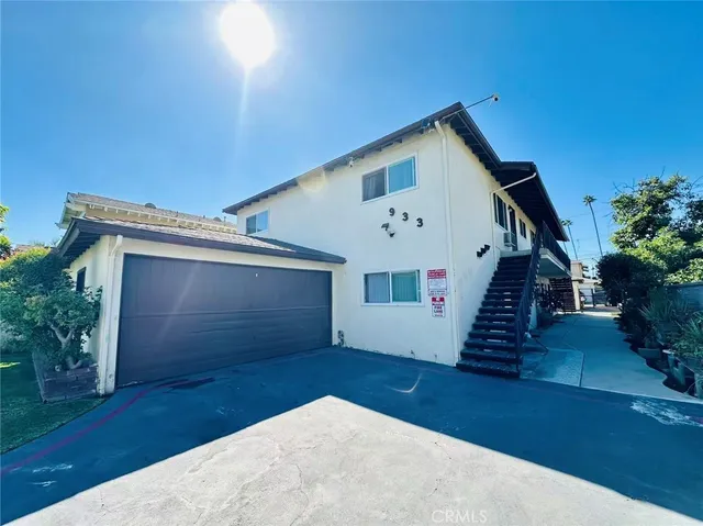 $2,000 | 933 North Alameda Avenue, Unit 5, Azusa, CA 91702