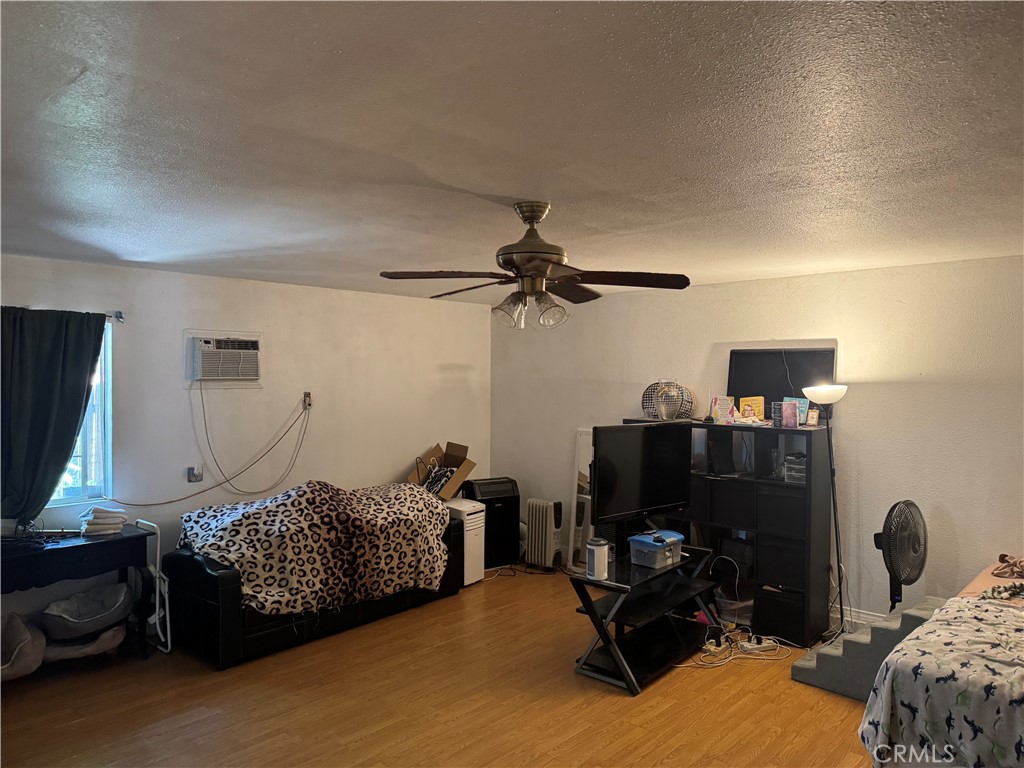 14222 Filmore Street Arleta, CA 91331 - Photo 4 of 26