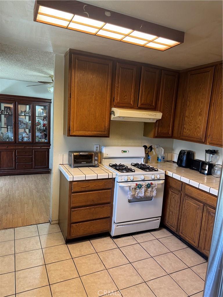 14222 Filmore Street Arleta, CA 91331 - Photo 5 of 26