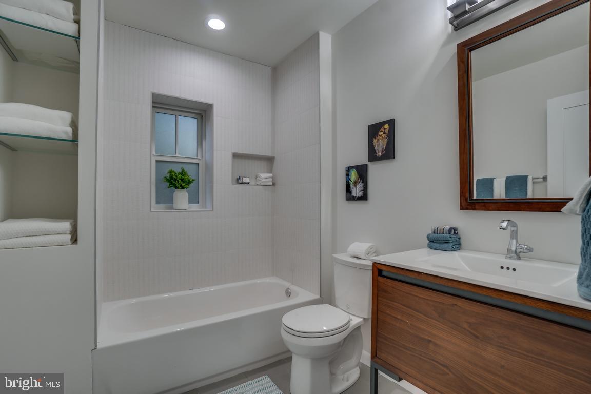 5908 17th Street Northwest Washington, DC 20011 - Photo 19 of 34