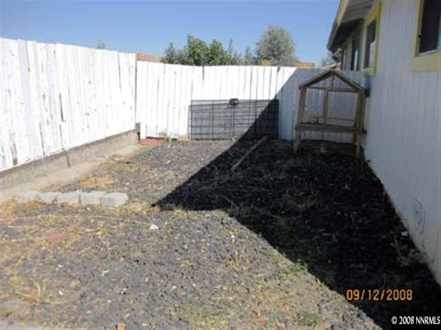 6755 Peppermint Drive Reno, NV 89506 - Photo 8 of 9 a view of outdoor space and yard