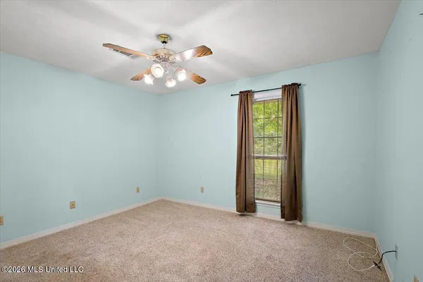 $255,000 | 201 Brookwood Drive, Vicksburg, MS 39183