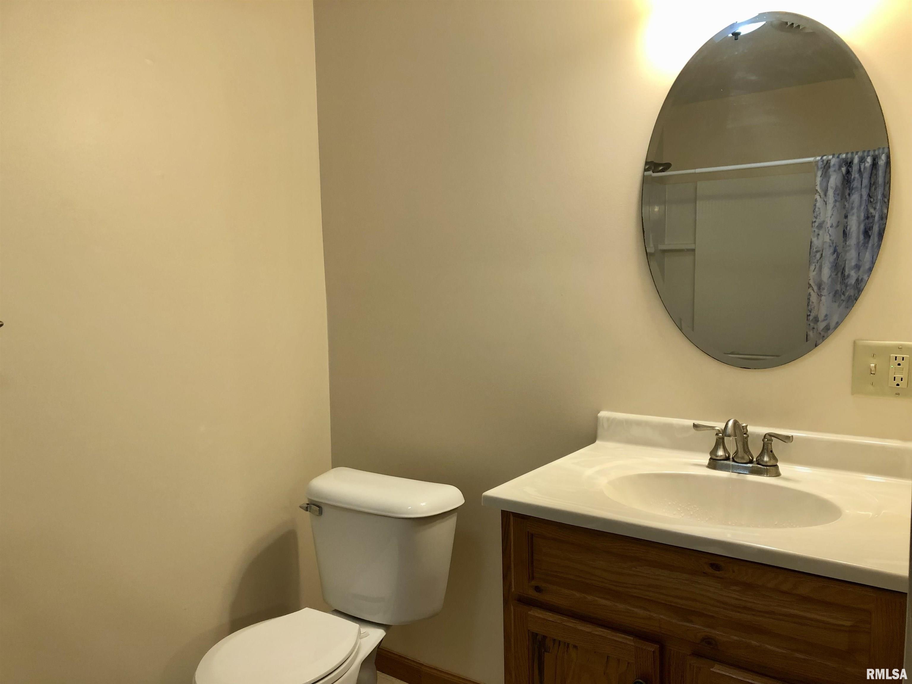 12681 Cochran Road Marion, IL 62959 - Photo 13 of 22 Gallery Image 13