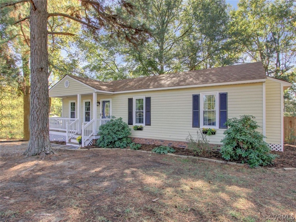 5116 Alberta Road Chesterfield, VA 23832 - Photo 3 of 25