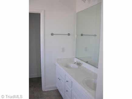 533 Williamsdale Road Graham, NC 27253 - Photo 9 of 9 Other. Master tub