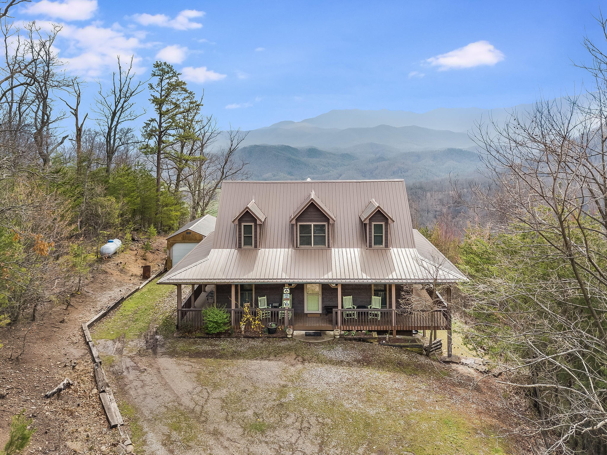 901 Eagles Bluff Way Cosby, TN 37722 - Photo 1 of 35 Gallery Image 1