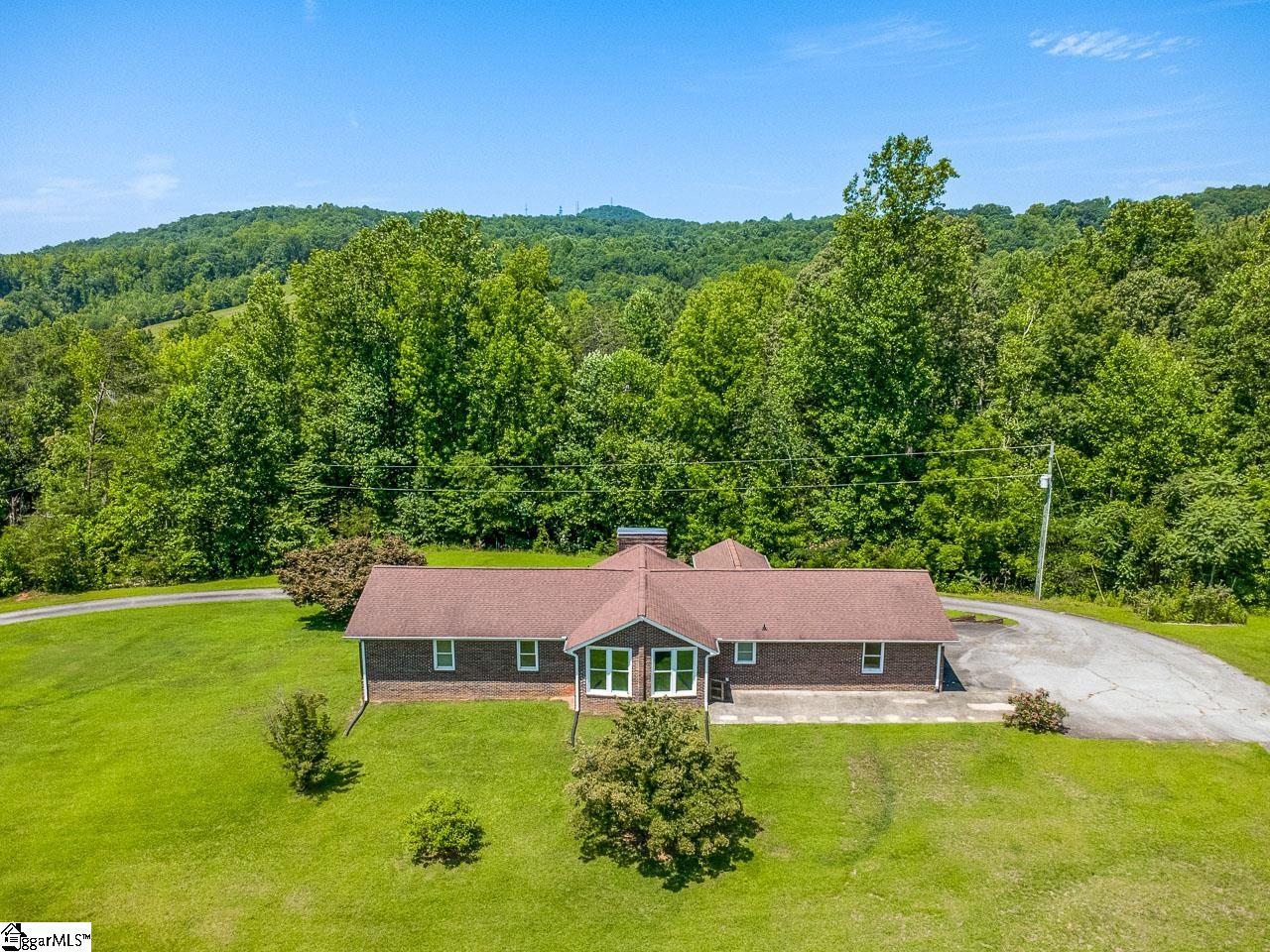 1038 Rhymes Lane Pickens, SC 29671 - Photo 3 of 41