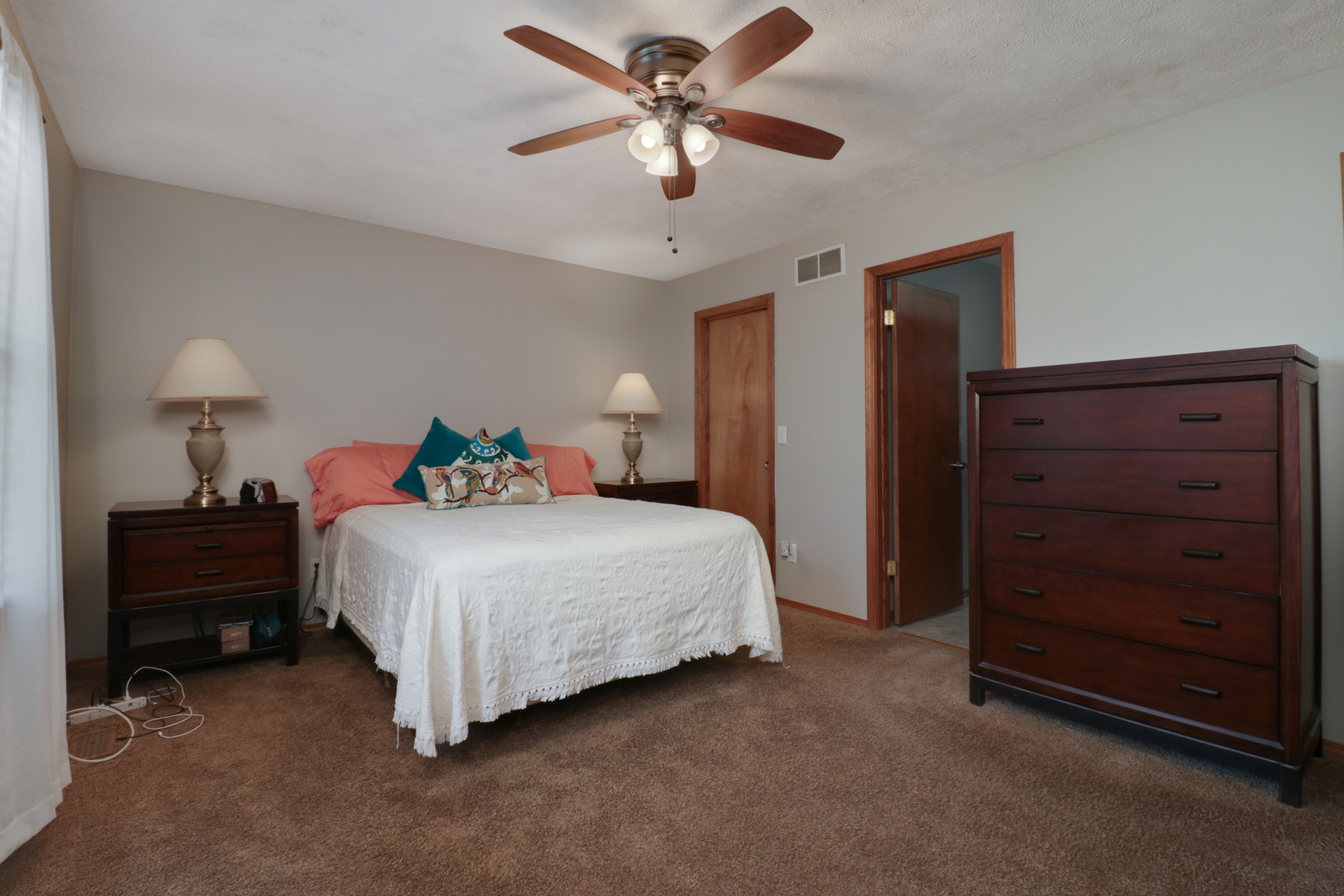 1609 Henry Street Normal, IL 61761 - Photo 14 of 42 Gallery Image 14