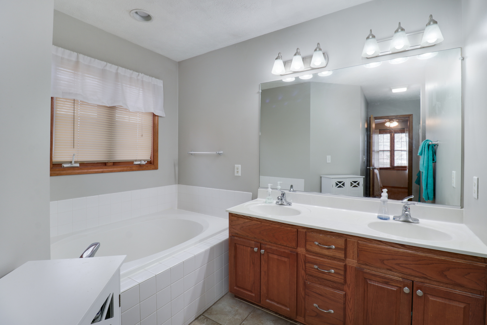 1609 Henry Street Normal, IL 61761 - Photo 18 of 42 Gallery Image 18