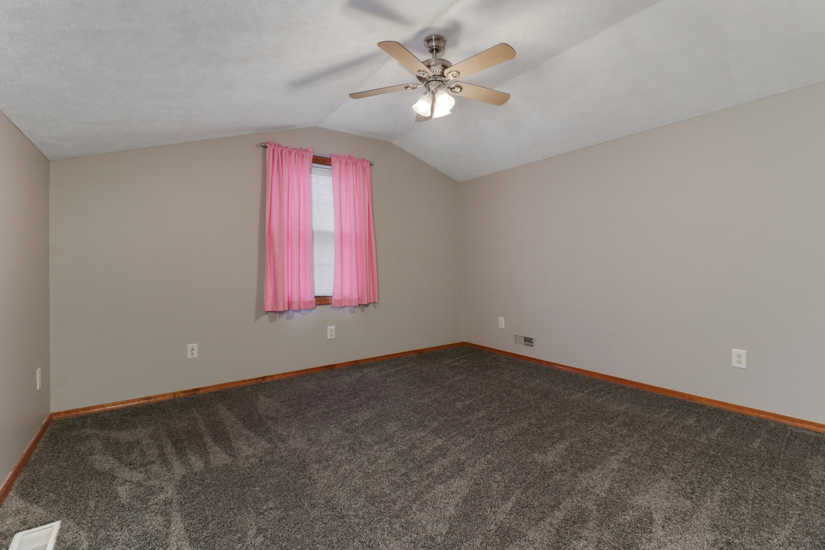 1609 Henry Street Normal, IL 61761 - Photo 27 of 42 Gallery Image 27