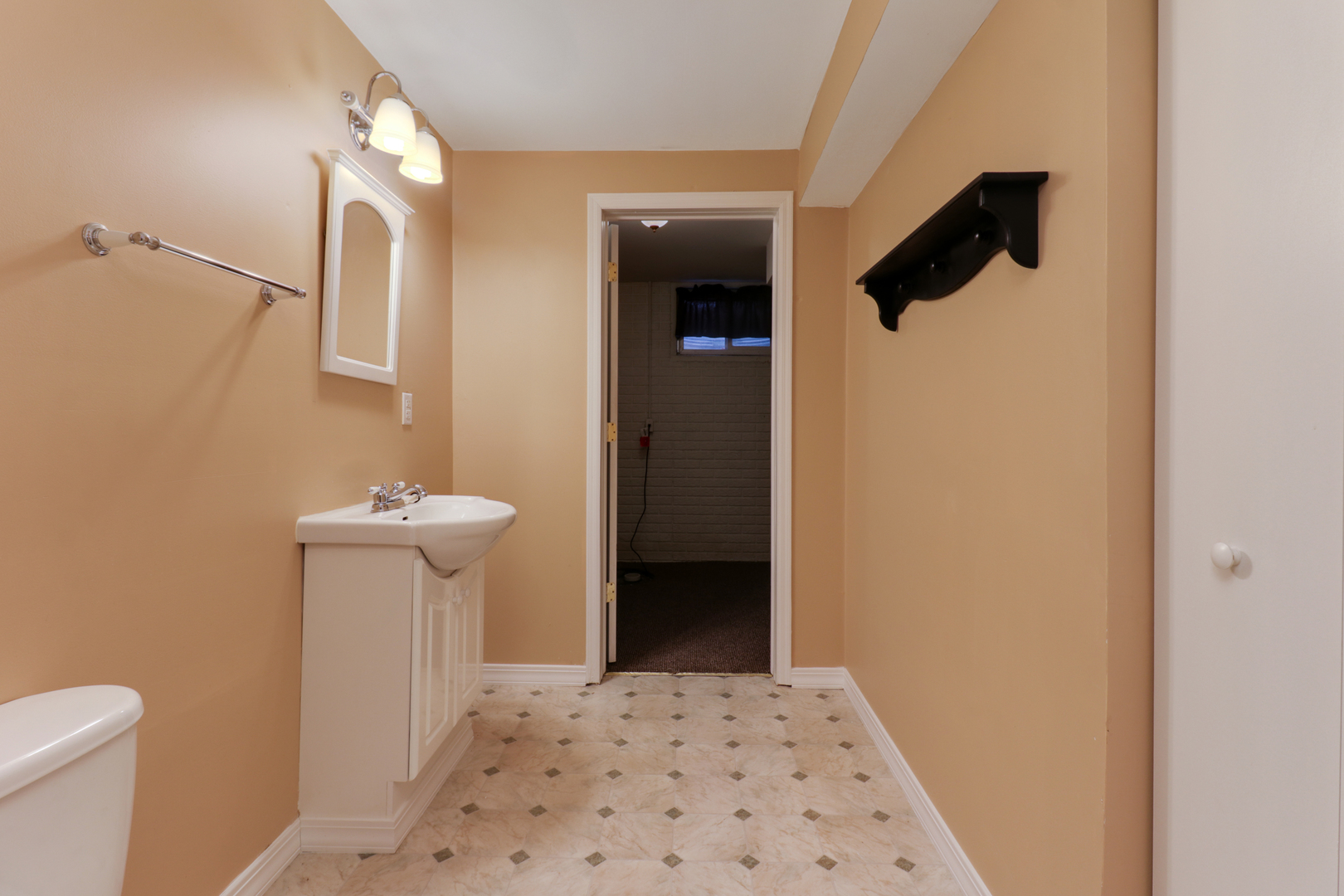 1609 Henry Street Normal, IL 61761 - Photo 31 of 42 Gallery Image 31
