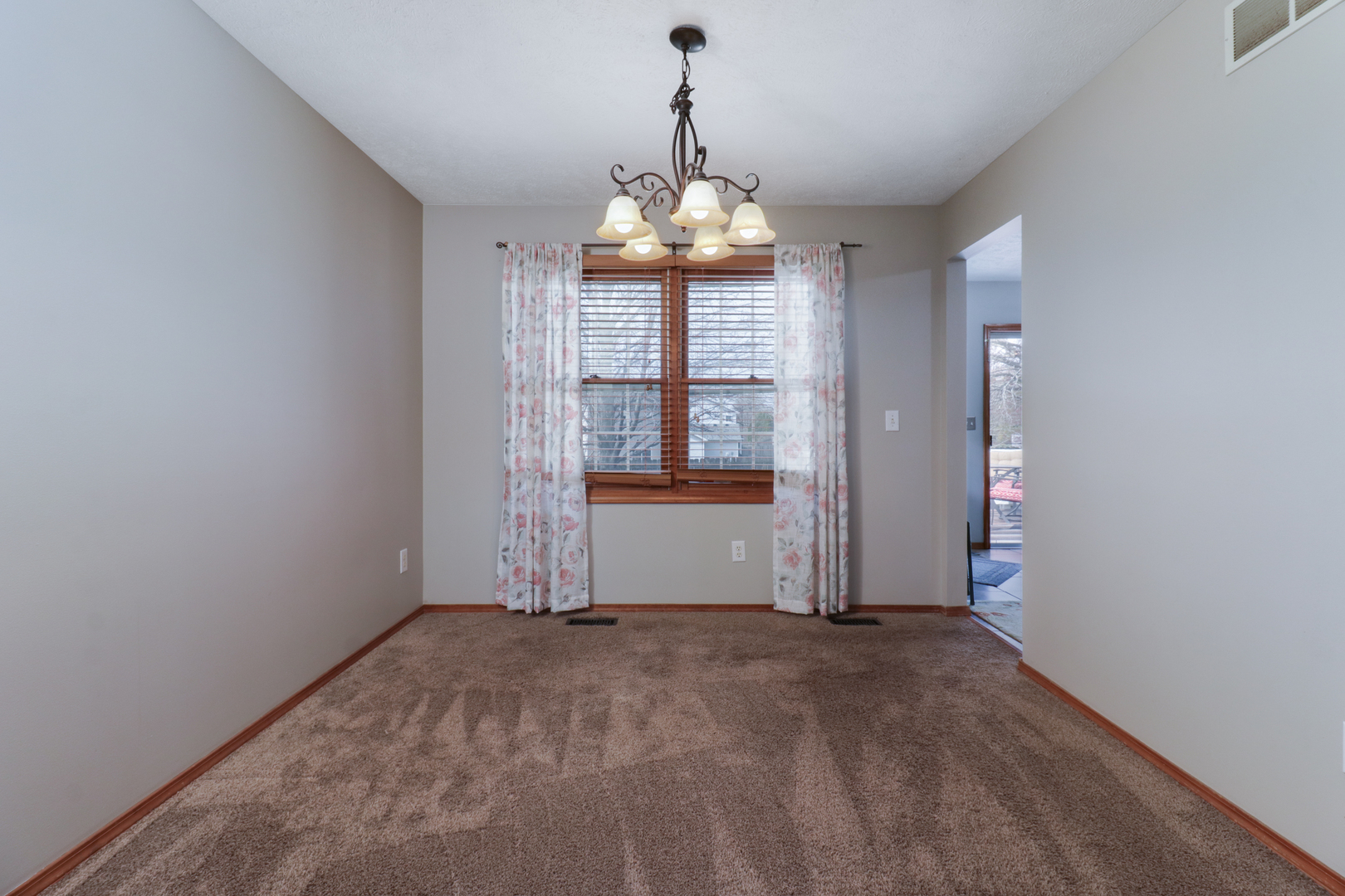 1609 Henry Street Normal, IL 61761 - Photo 6 of 42 Gallery Image 6