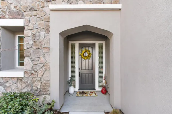 $575,000 | 7548 Twin Bridges Lane, Citrus Heights, CA 95610
