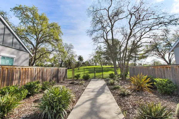 $575,000 | 7548 Twin Bridges Lane, Citrus Heights, CA 95610