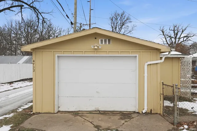 $137,900 | 4722 Hanna Street, Fort Wayne, IN 46806