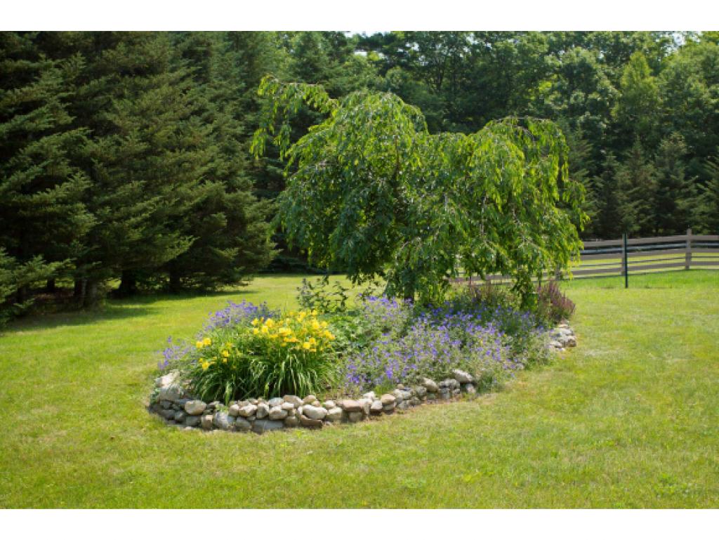 24 Birch Road Deerfield, NH 03037 - Photo 14 of 36