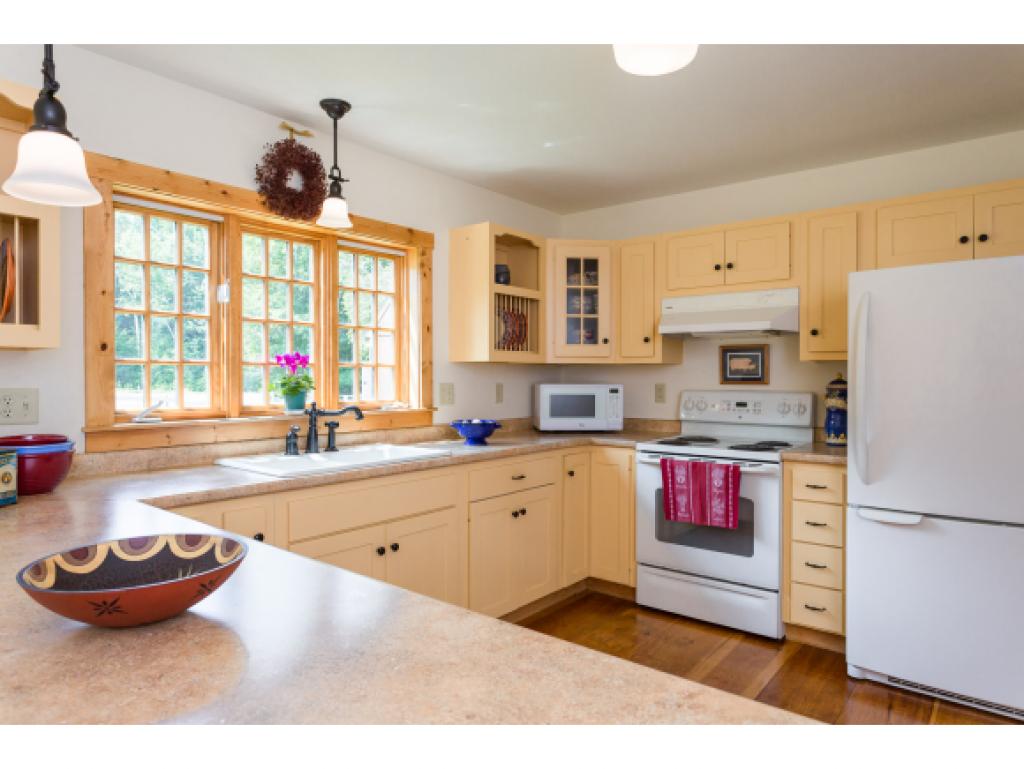 24 Birch Road Deerfield, NH 03037 - Photo 15 of 36