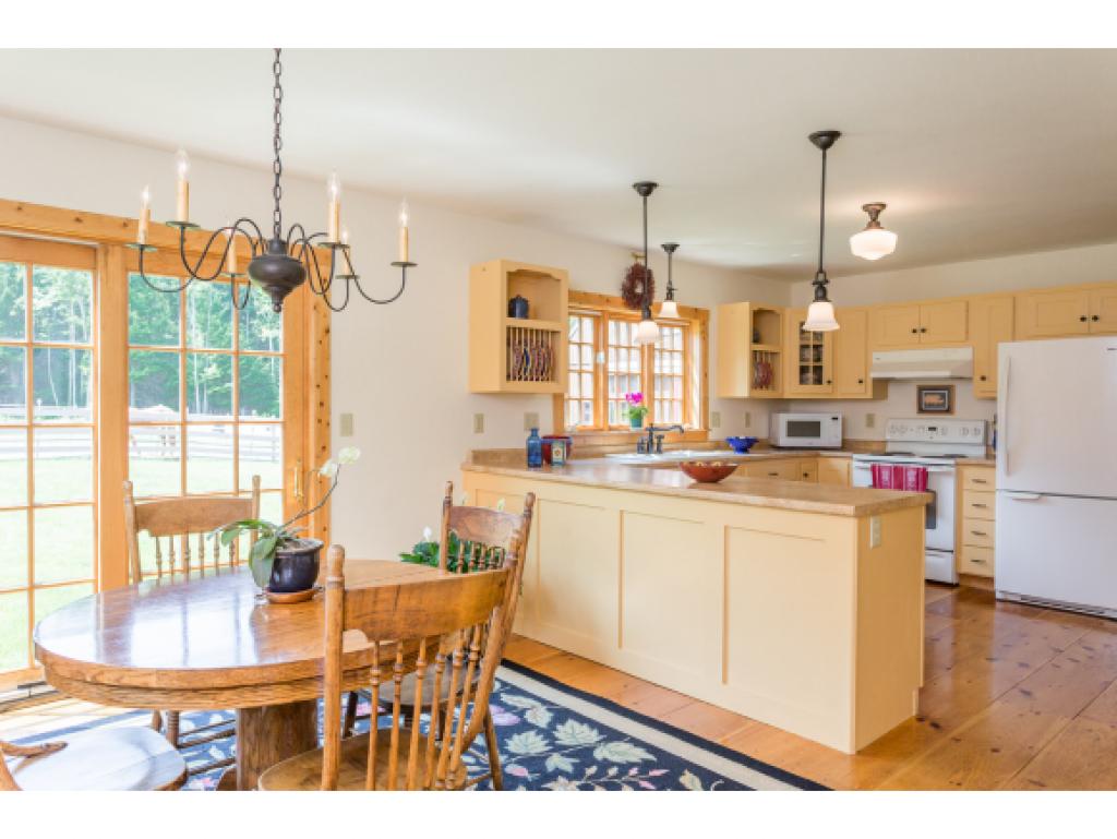 24 Birch Road Deerfield, NH 03037 - Photo 18 of 36