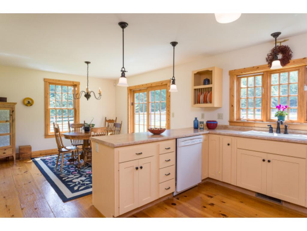 24 Birch Road Deerfield, NH 03037 - Photo 19 of 36