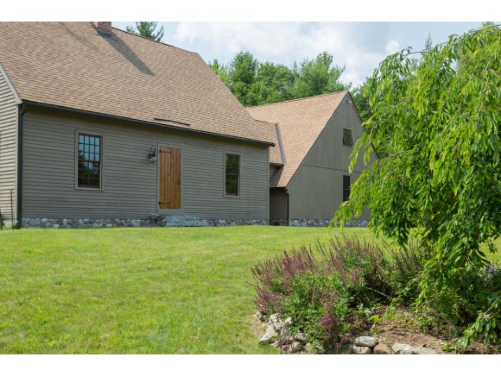 24 Birch Road Deerfield, NH 03037 - Photo 3 of 36