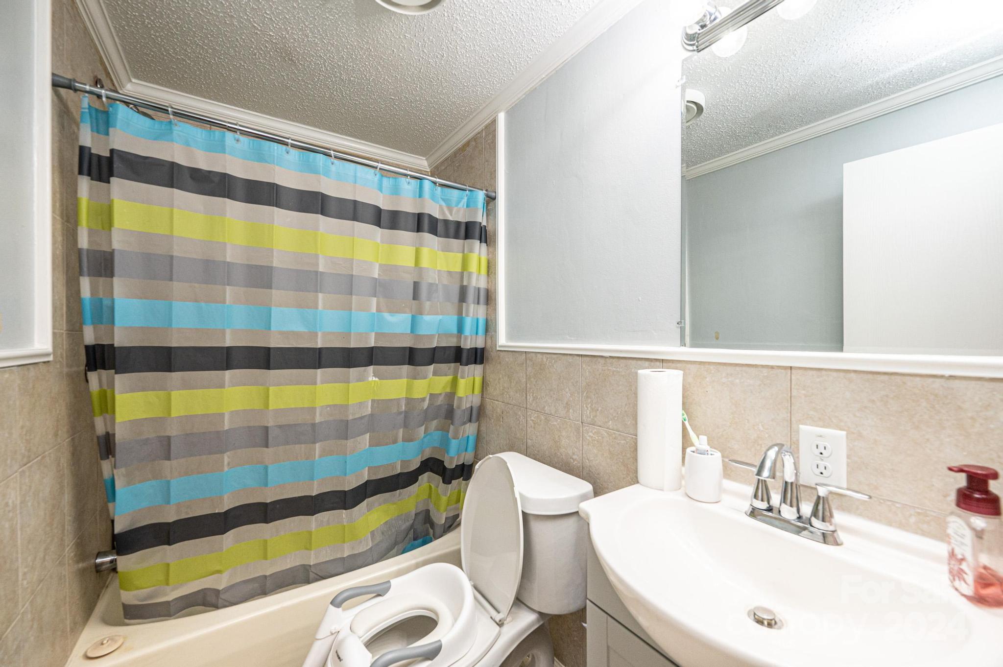 2203 Liberty Church Road Hickory, NC 28601 - Photo 19 of 46 Gallery Image 19