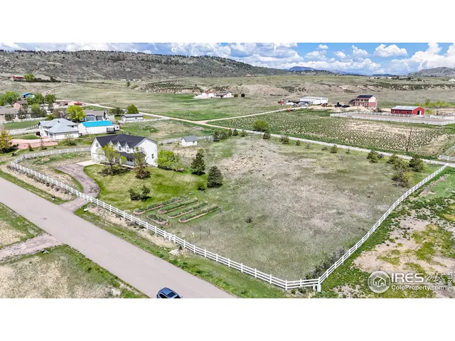 $880,000 | 5306 Foothills Drive, Berthoud, CO 80513