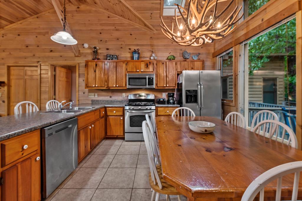 28 Hawkeye Ridge Blue Ridge, GA 30513 - Photo 29 of 104