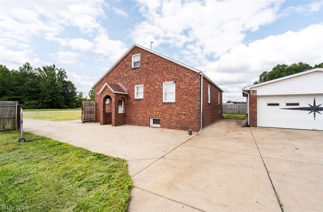 4242 McCartney Road Lowellville, OH 44436 - Photo 34 of 42 Gallery Image 34