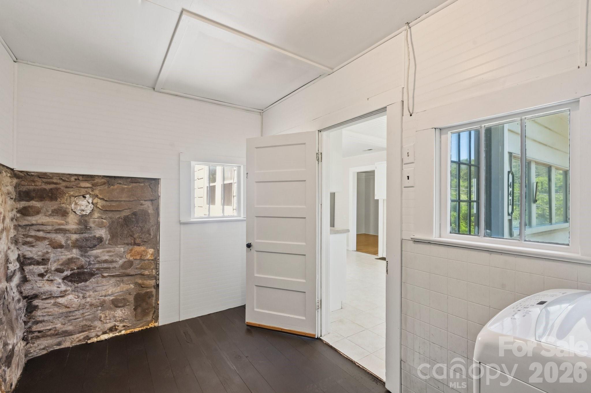 441 Main Street Clyde, NC 28721 - Photo 34 of 44