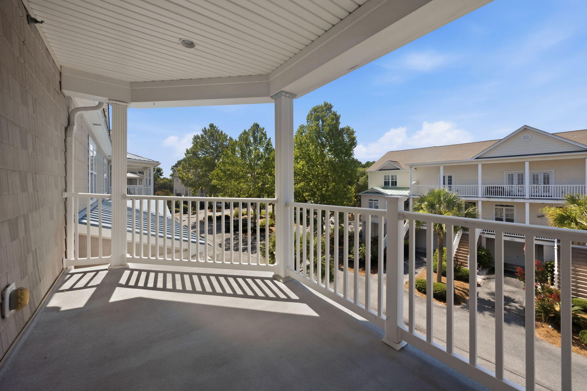 1601 Hopeman Lane Mount Pleasant, SC 29466 - Photo 26 of 43 27-web-or-mls-470A8305