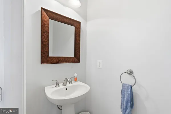 $4,300 | 20060 Northville Hills Terrace, Ashburn, VA 20147