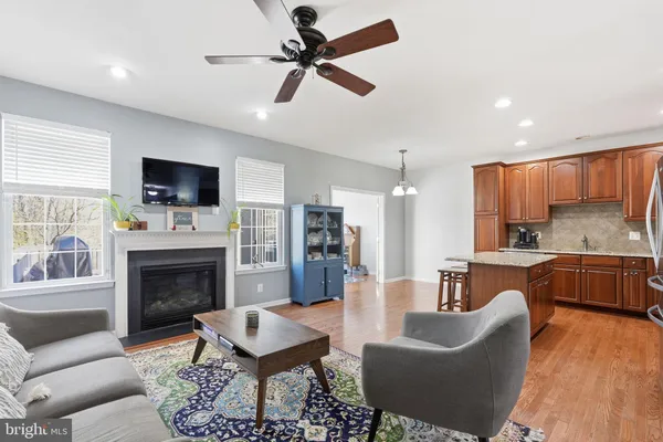 $4,300 | 20060 Northville Hills Terrace, Ashburn, VA 20147