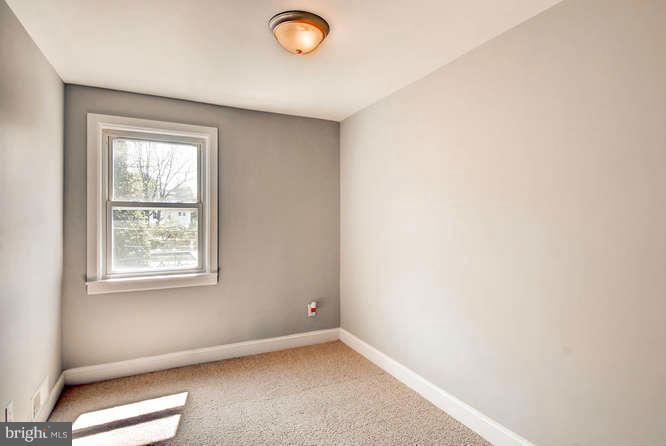1116 Wicklow Road Baltimore, MD 21229 - Photo 16 of 28 Bedroom