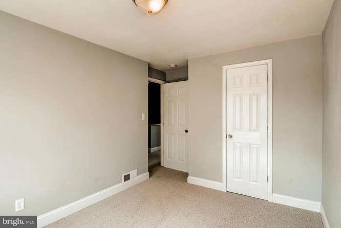 1116 Wicklow Road Baltimore, MD 21229 - Photo 18 of 28 Bedroom