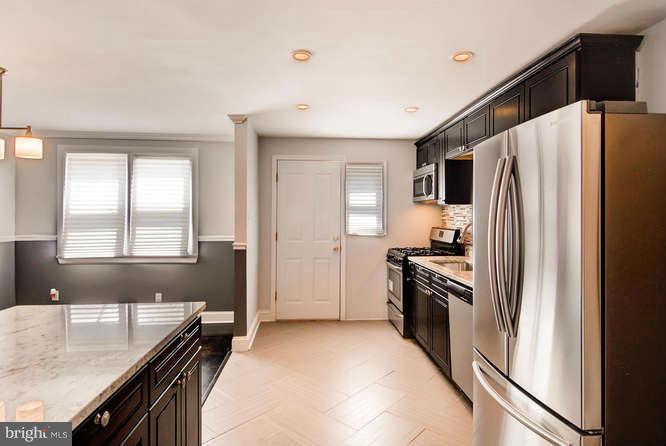 1116 Wicklow Road Baltimore, MD 21229 - Photo 10 of 28 Kitchen