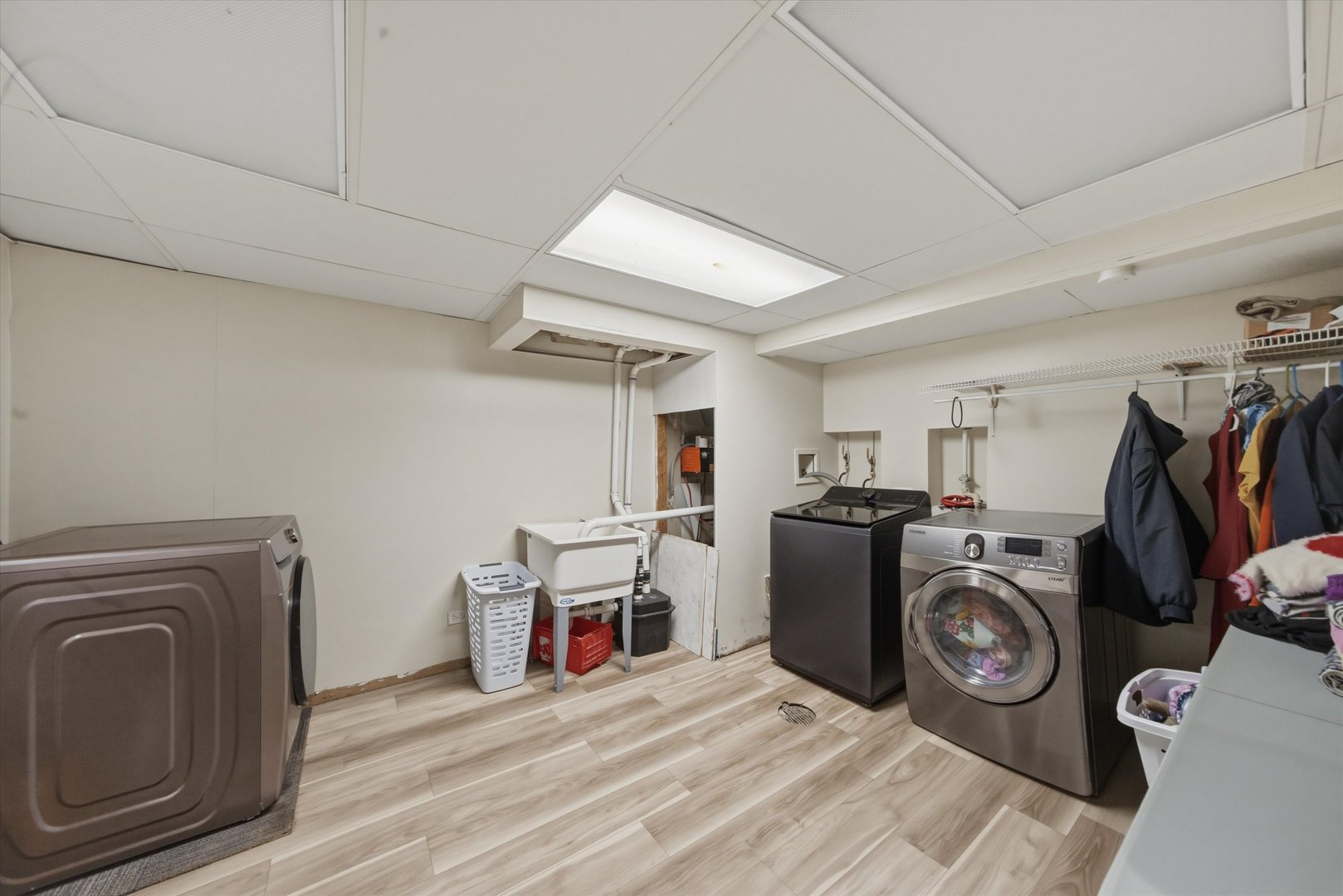 810 North Cherry Street Addison, IL 60101 - Photo 19 of 32