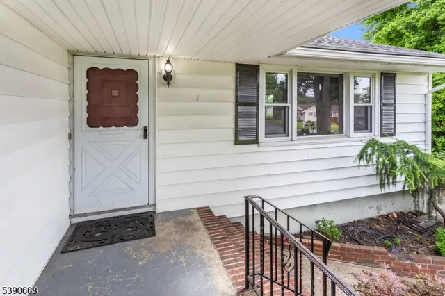 $3,400 | 36 South Belair Avenue, Cedar Knolls, NJ 07927