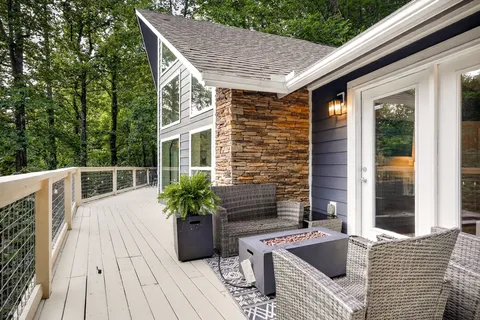 $519,900 | 2499 Shoreside Drive, Smithville, TN 37166